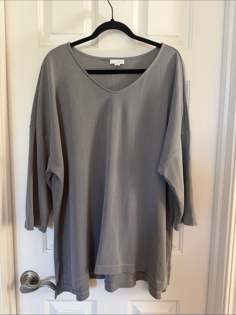 J Jill pure Jill relaxed  V-Neck Gray Women's Top tunic XXL